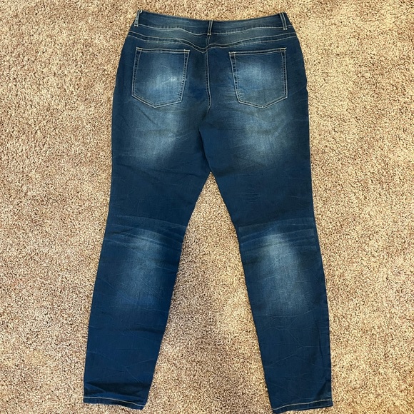 Maurices High Rise Jegging Size XL Regular - Picture 4 of 4